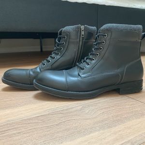 Express Men’s Chukka Boot